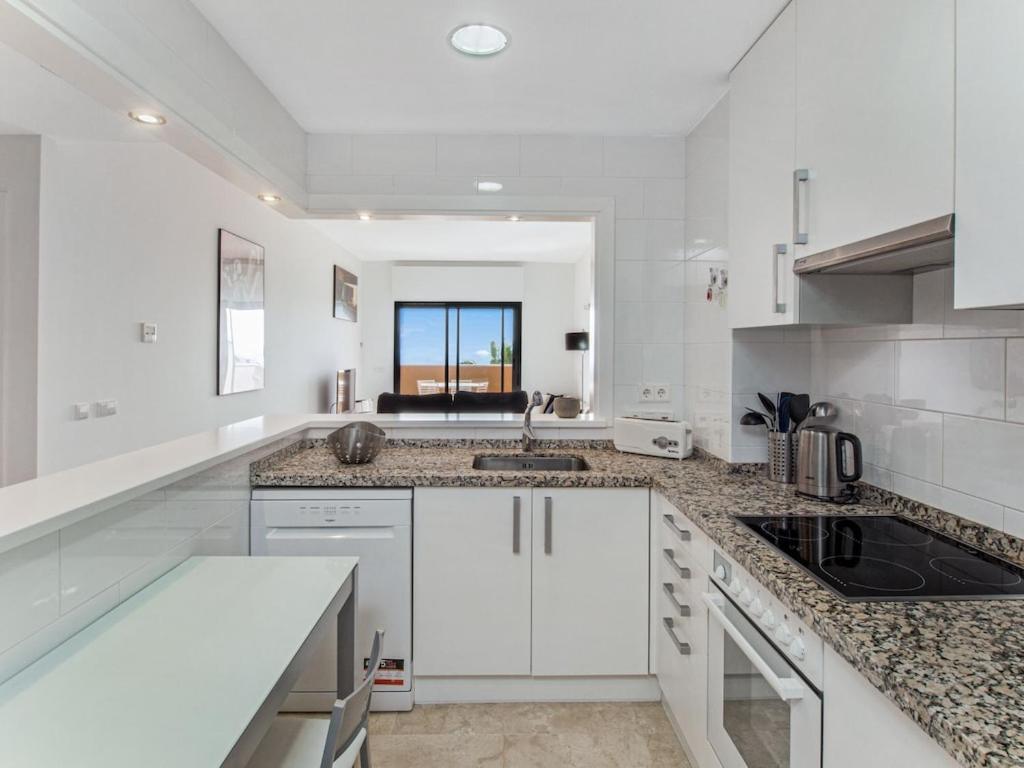 Rock Bay Apartment With Wonderful Sea View And 5 Minutes From The Beach Manilva Exterior foto